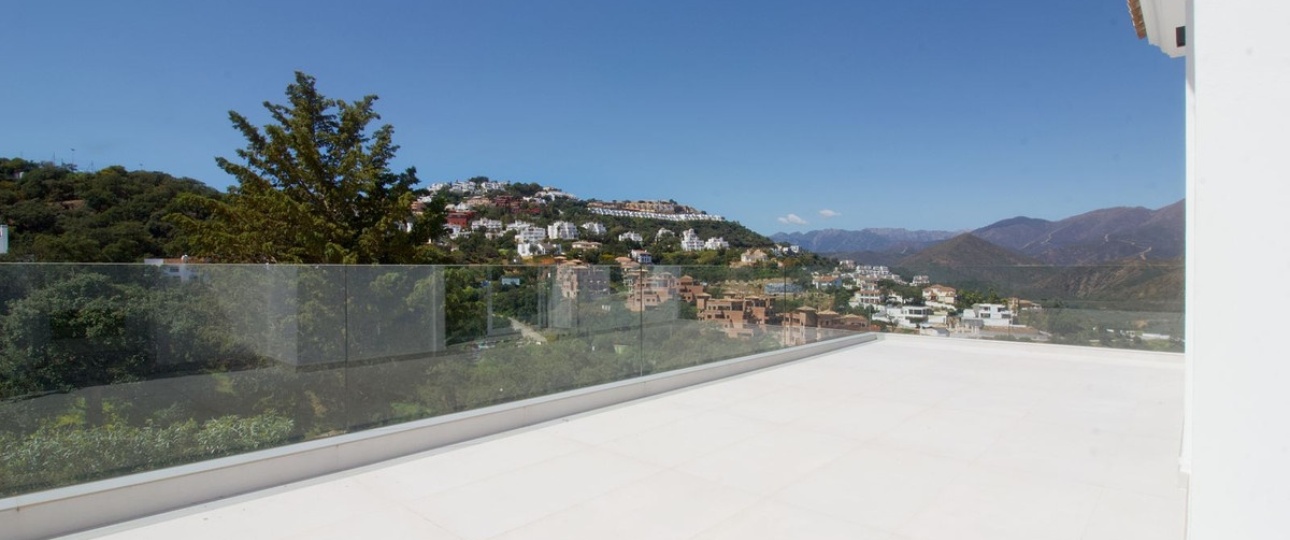 Resale - Villa - Marbella - La Mairena