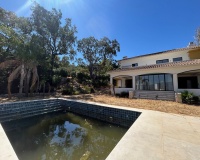 Resale - Villa - Marbella - La Mairena