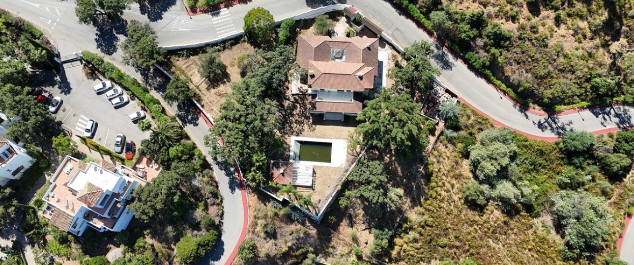 Resale - Villa - Marbella - La Mairena