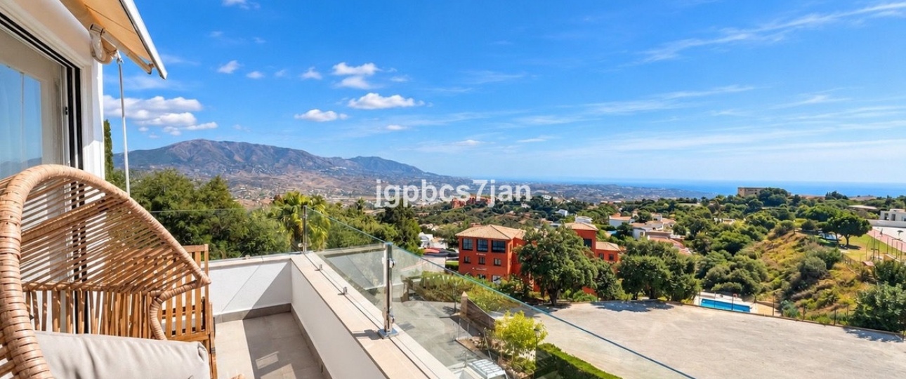Resale - Villa - Marbella - La Mairena