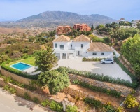 Resale - Villa - Marbella - La Mairena