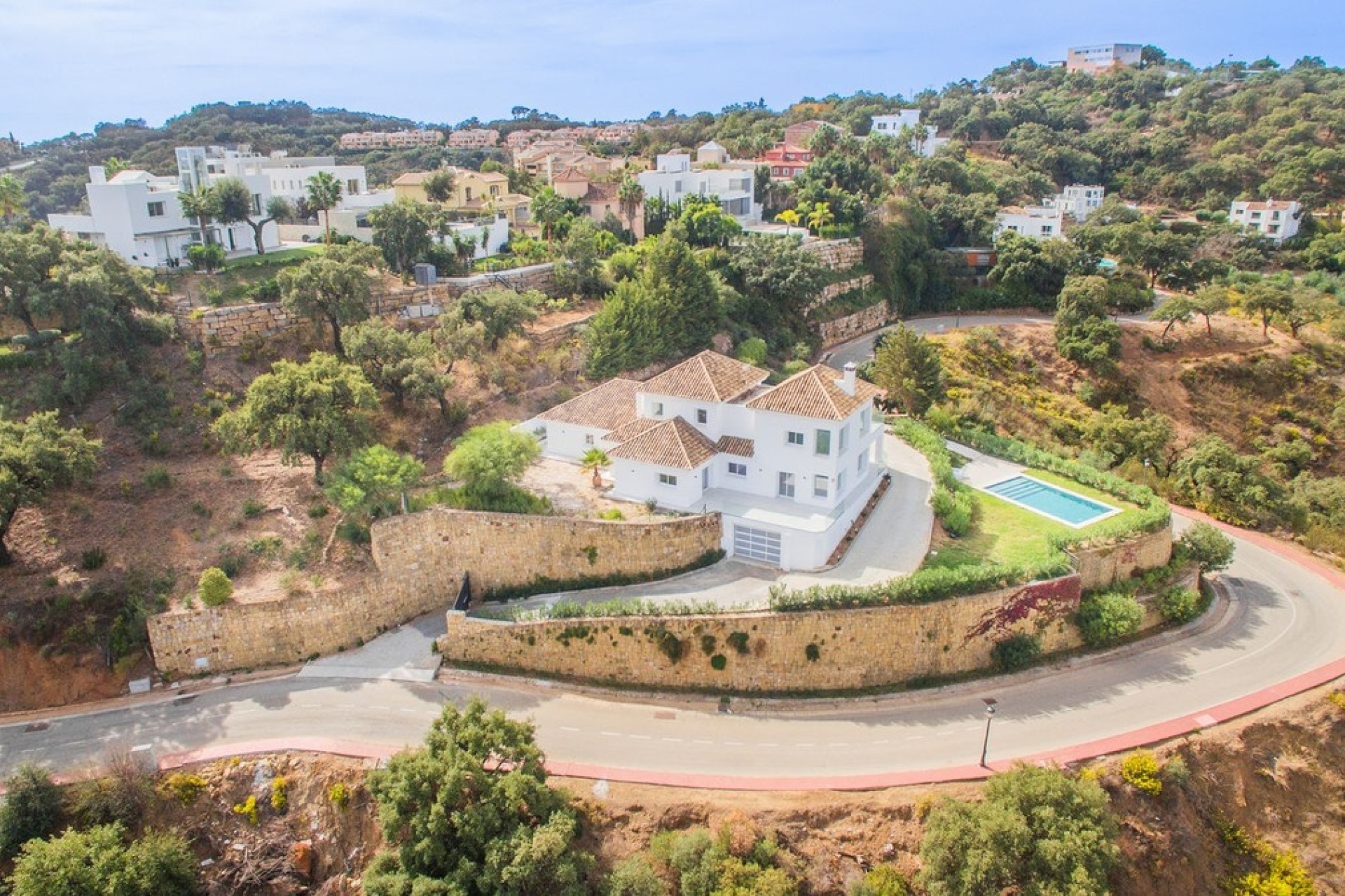 Resale - Villa - Marbella - La Mairena