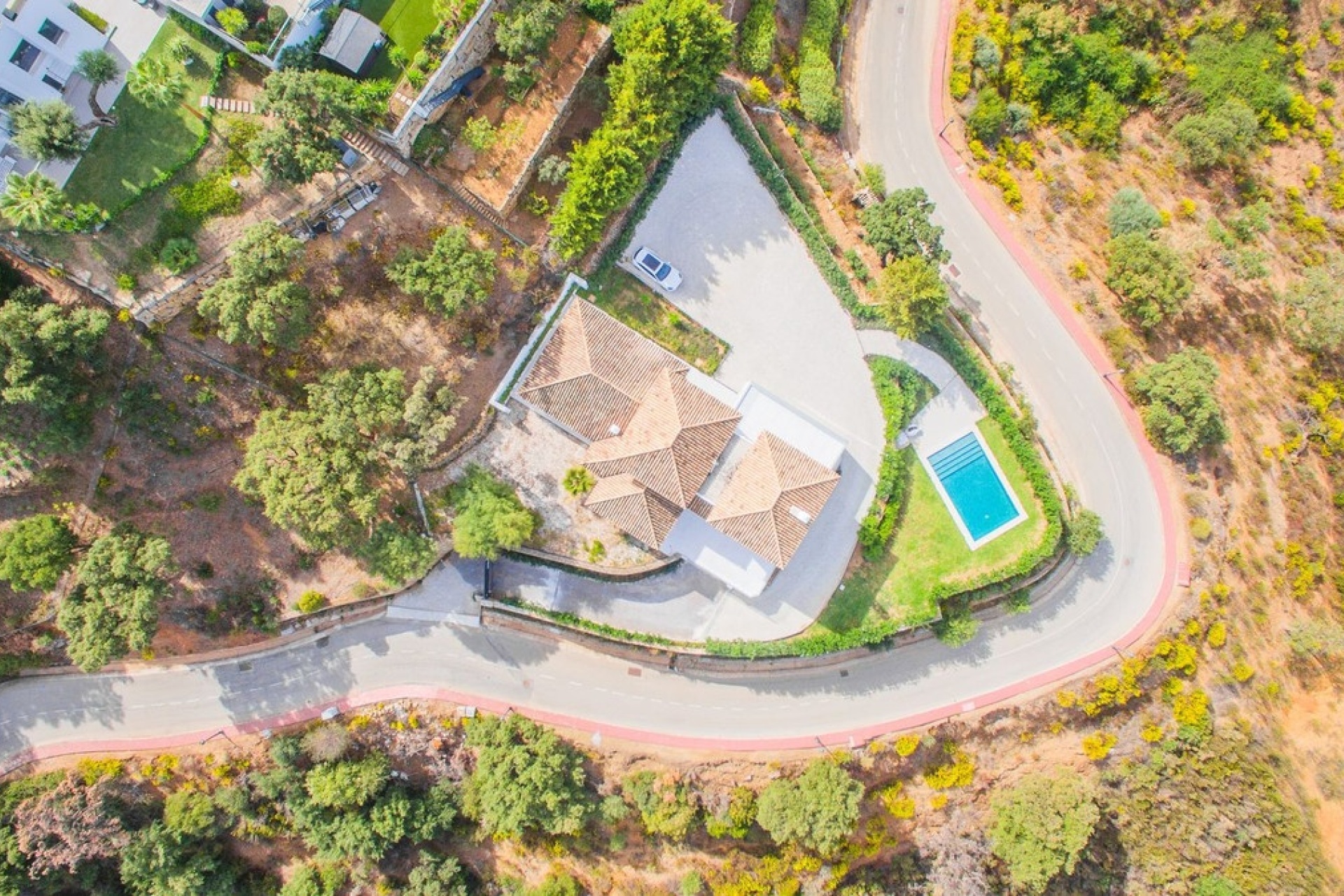 Resale - Villa - Marbella - La Mairena