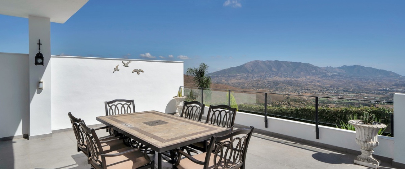Resale - Villa - Marbella - La Mairena
