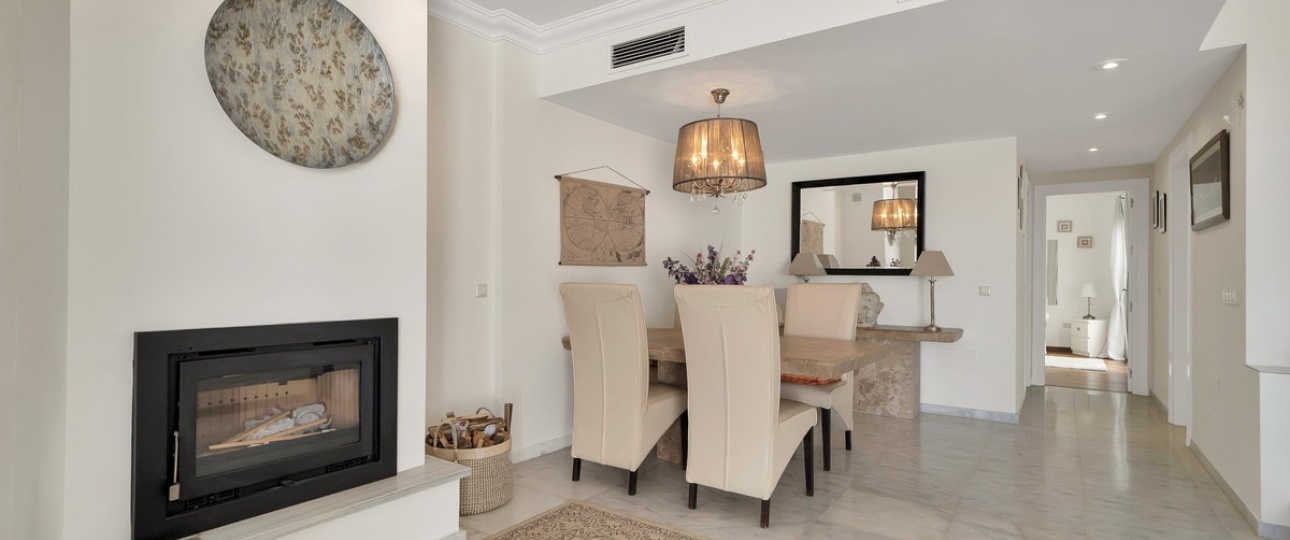 Resale - Villa - Marbella - La Mairena