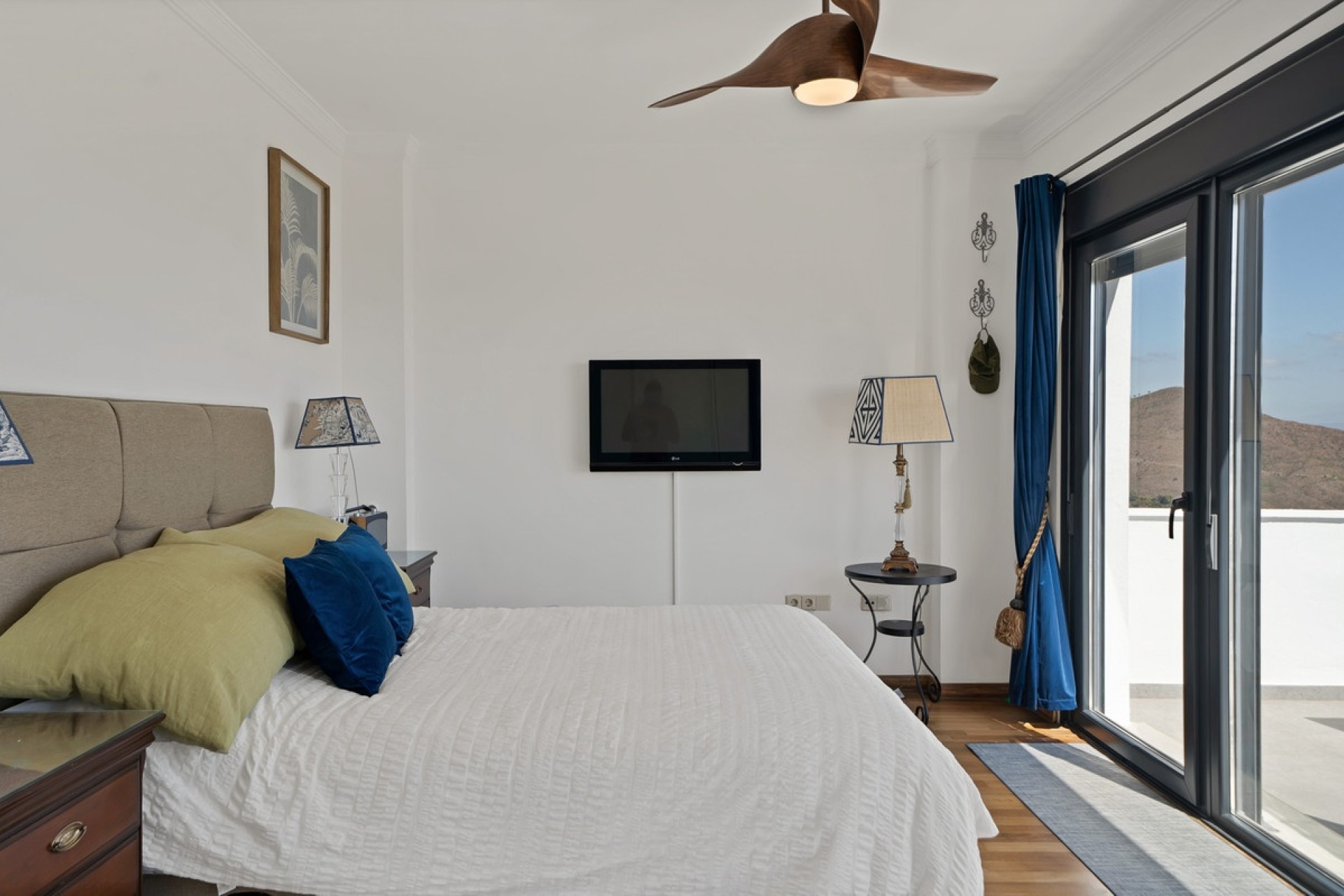 Resale - Villa - Marbella - La Mairena