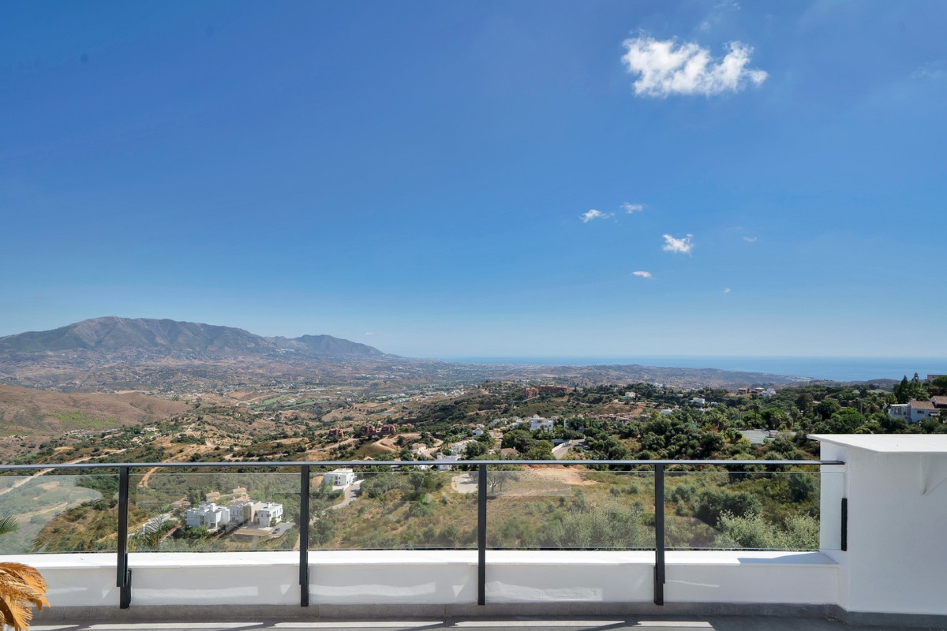 Resale - Villa - Marbella - La Mairena