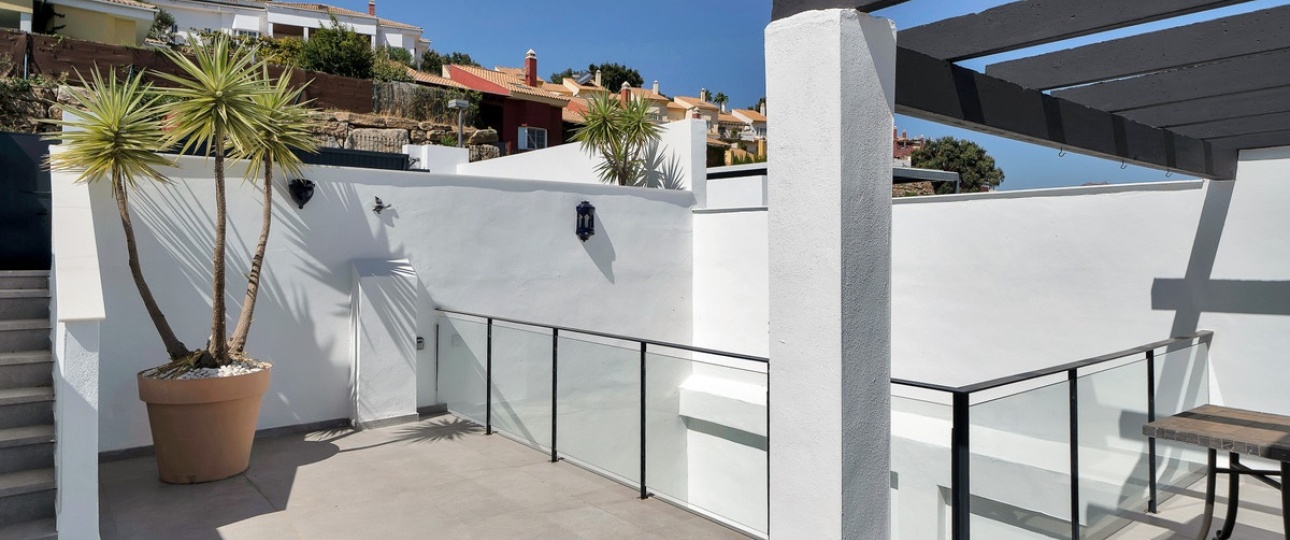 Resale - Villa - Marbella - La Mairena