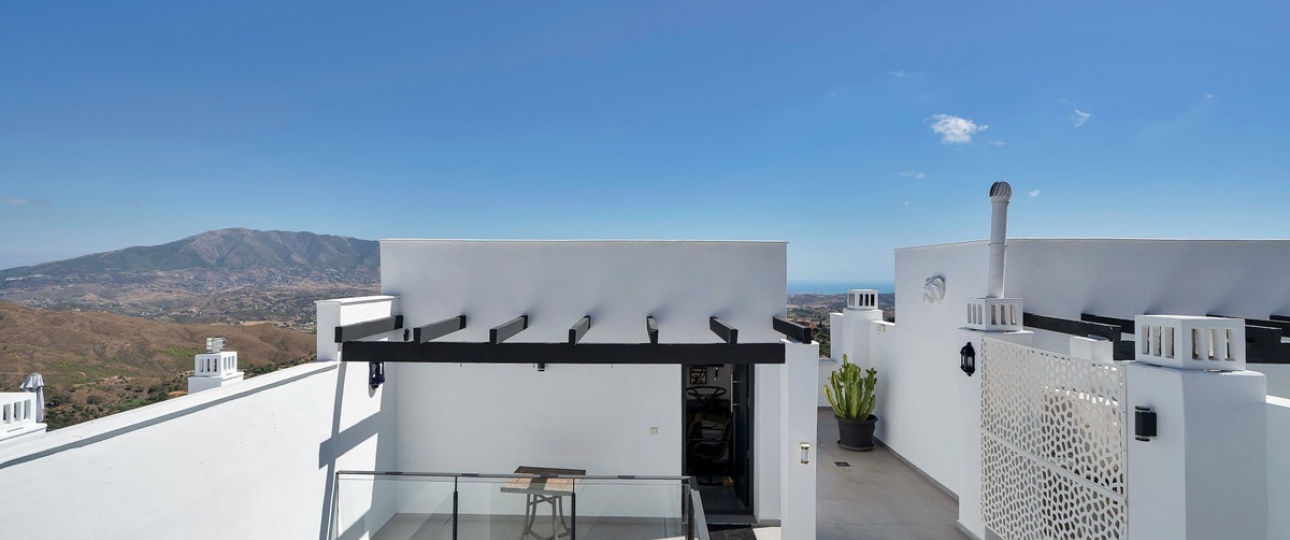 Resale - Villa - Marbella - La Mairena