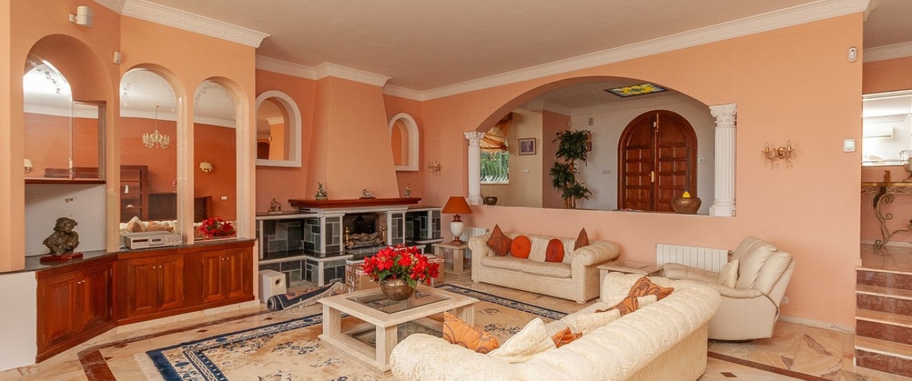 Resale - Villa - Marbella - La Mairena