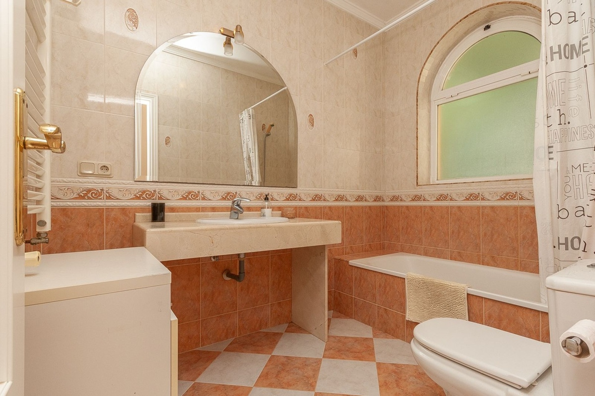 Resale - Villa - Marbella - La Mairena