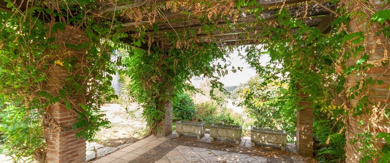 Resale - Villa - Marbella - La Mairena