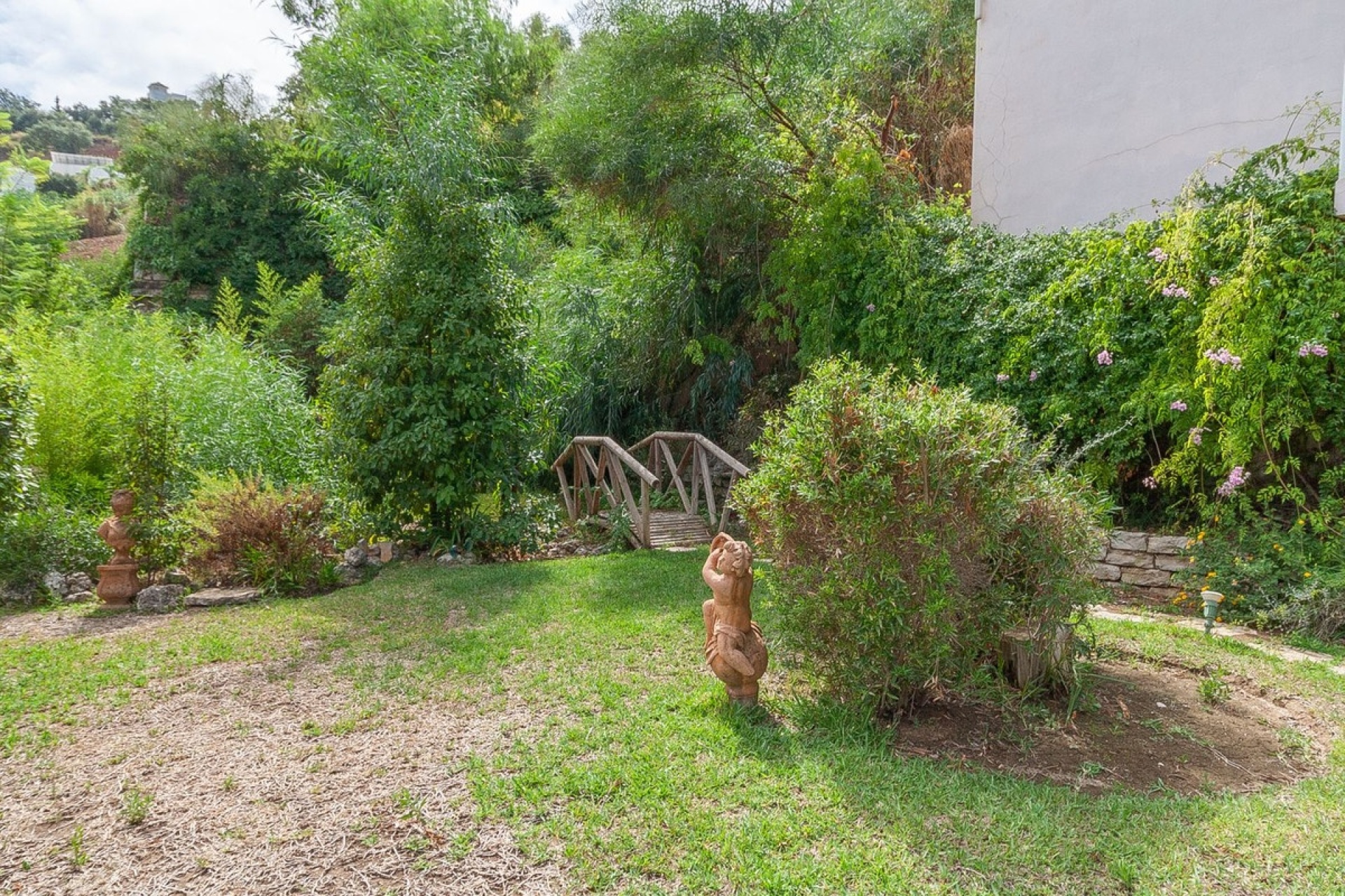 Resale - Villa - Marbella - La Mairena