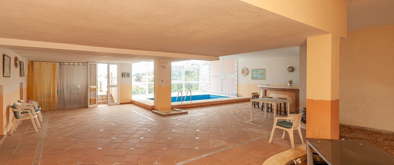 Resale - Villa - Marbella - La Mairena