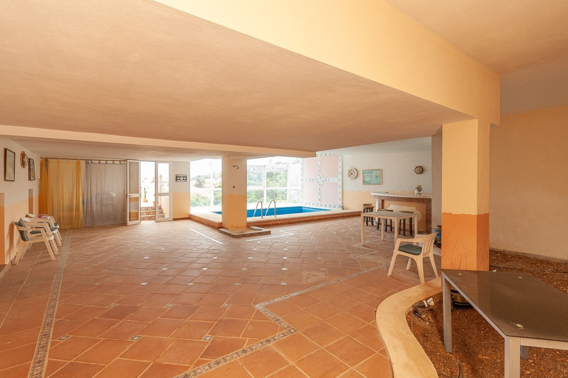 Resale - Villa - Marbella - La Mairena