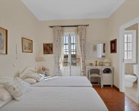 Resale - Villa - Marbella - Las Brisas