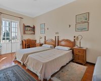 Resale - Villa - Marbella - Las Brisas