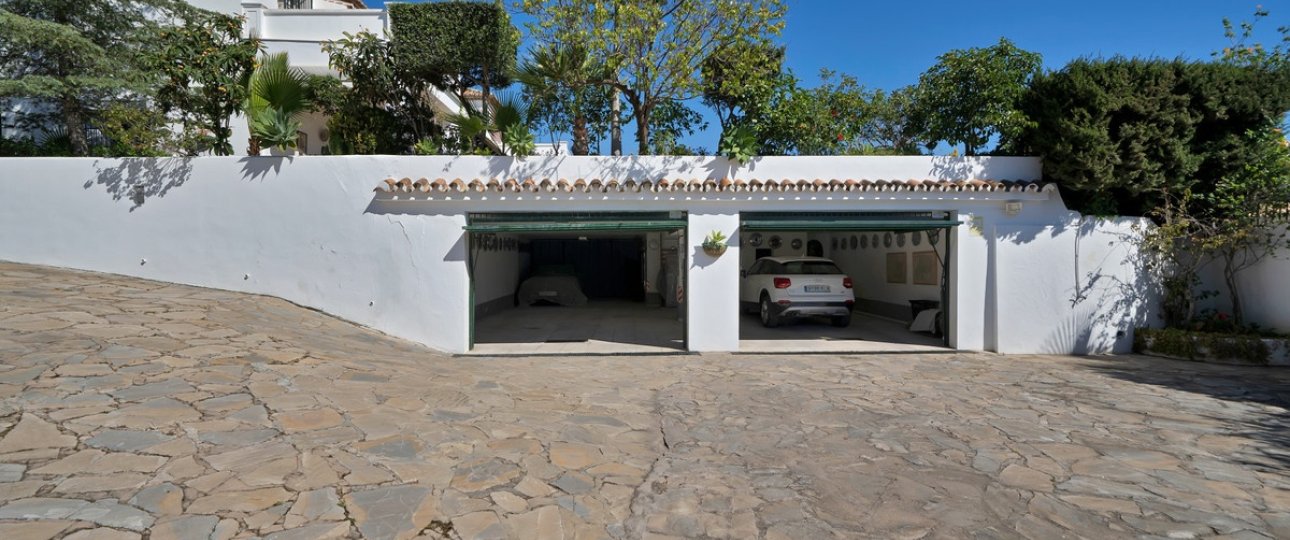 Resale - Villa - Marbella - Las Brisas