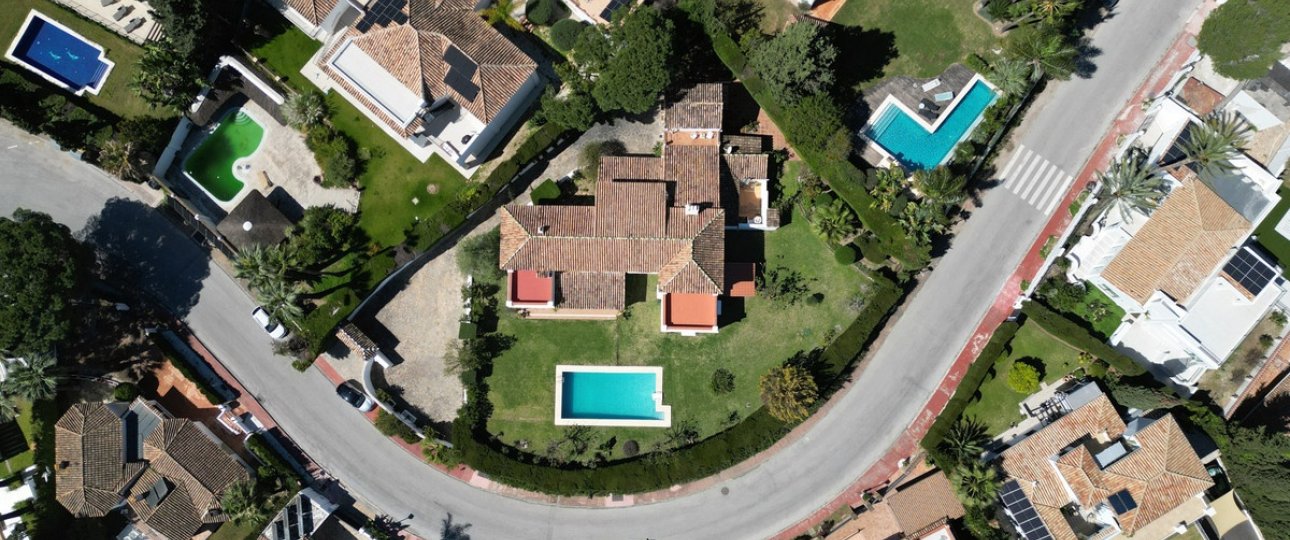 Resale - Villa - Marbella - Las Brisas