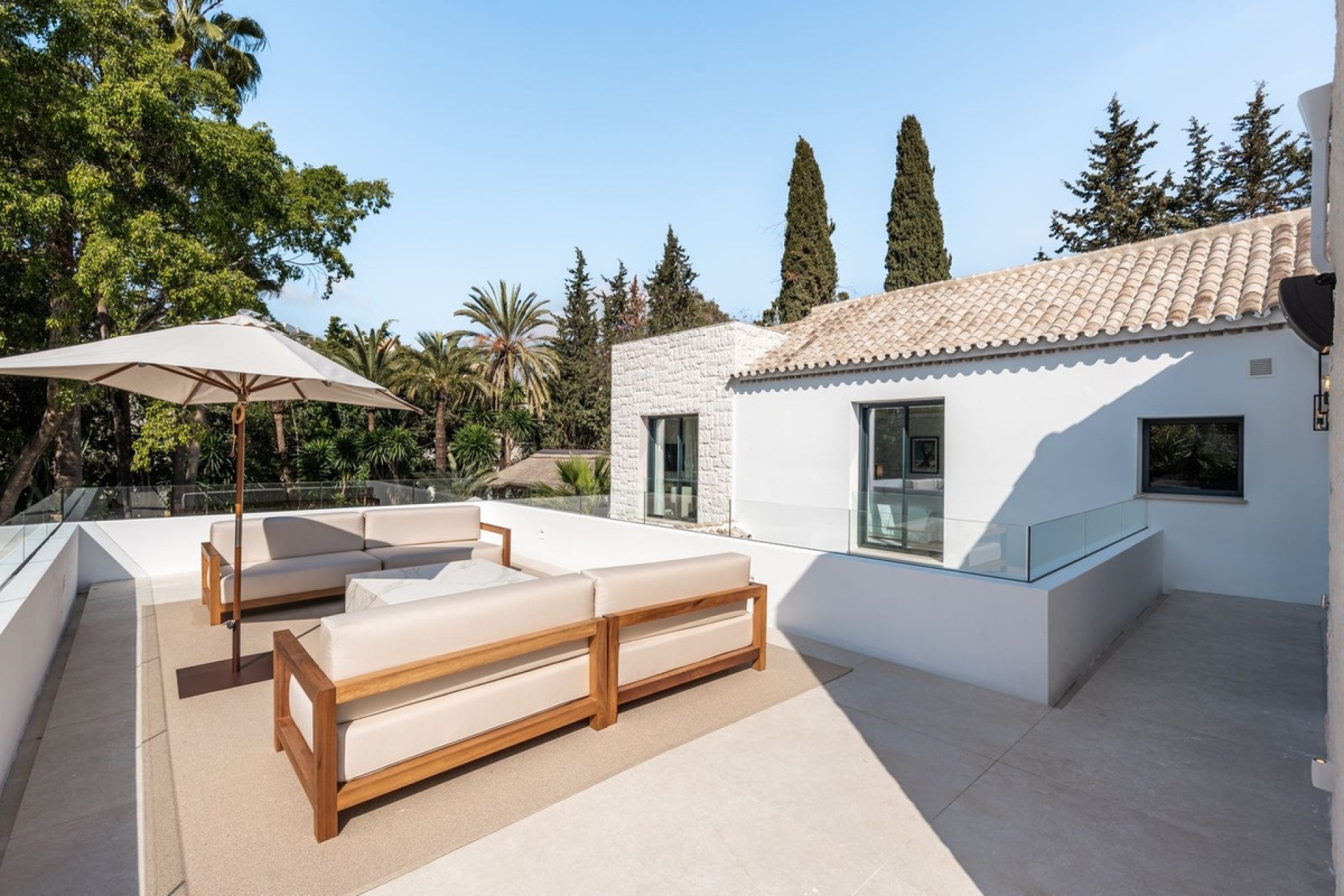 Resale - Villa - Marbella - Las Brisas