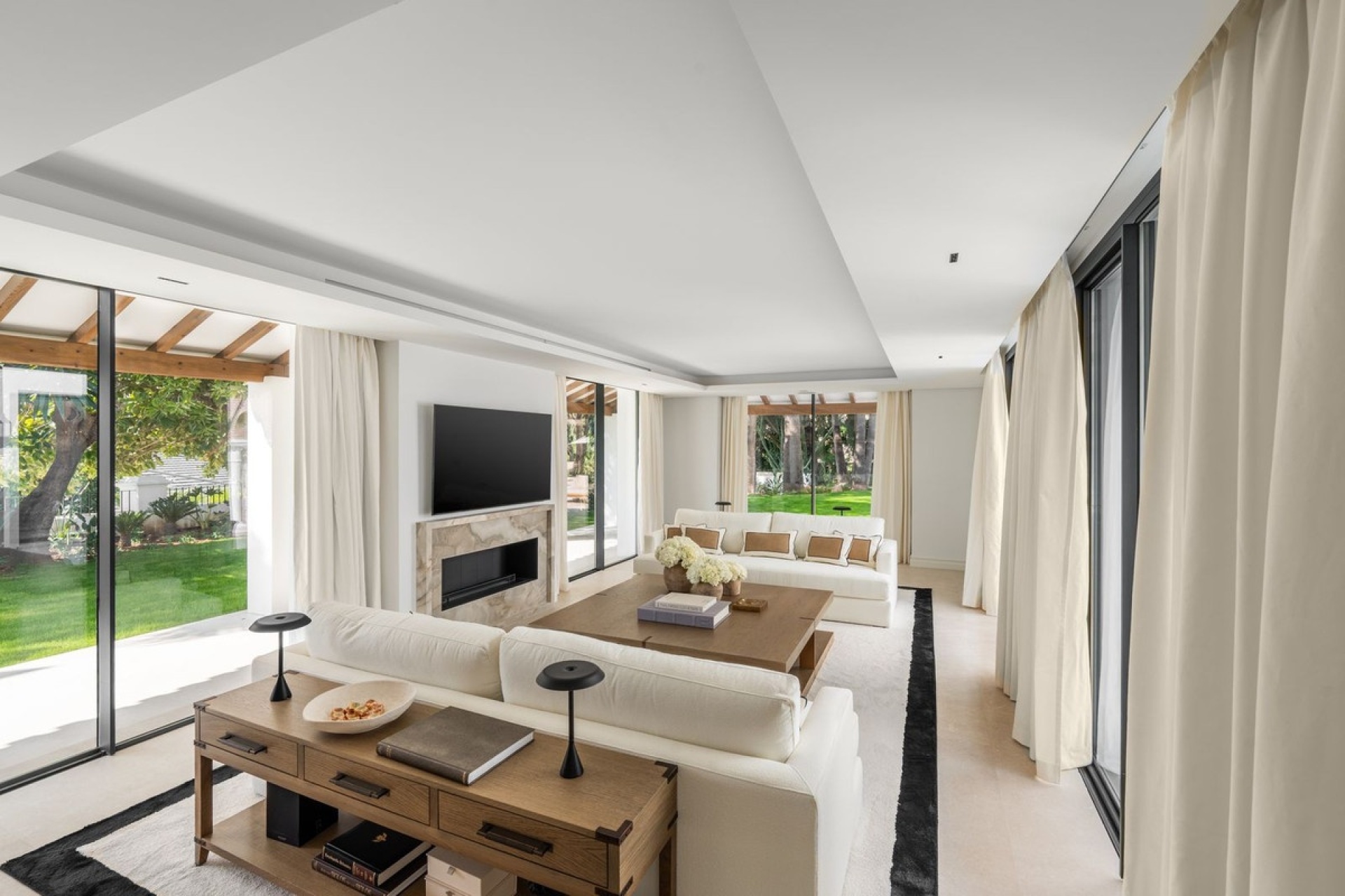 Resale - Villa - Marbella - Las Brisas
