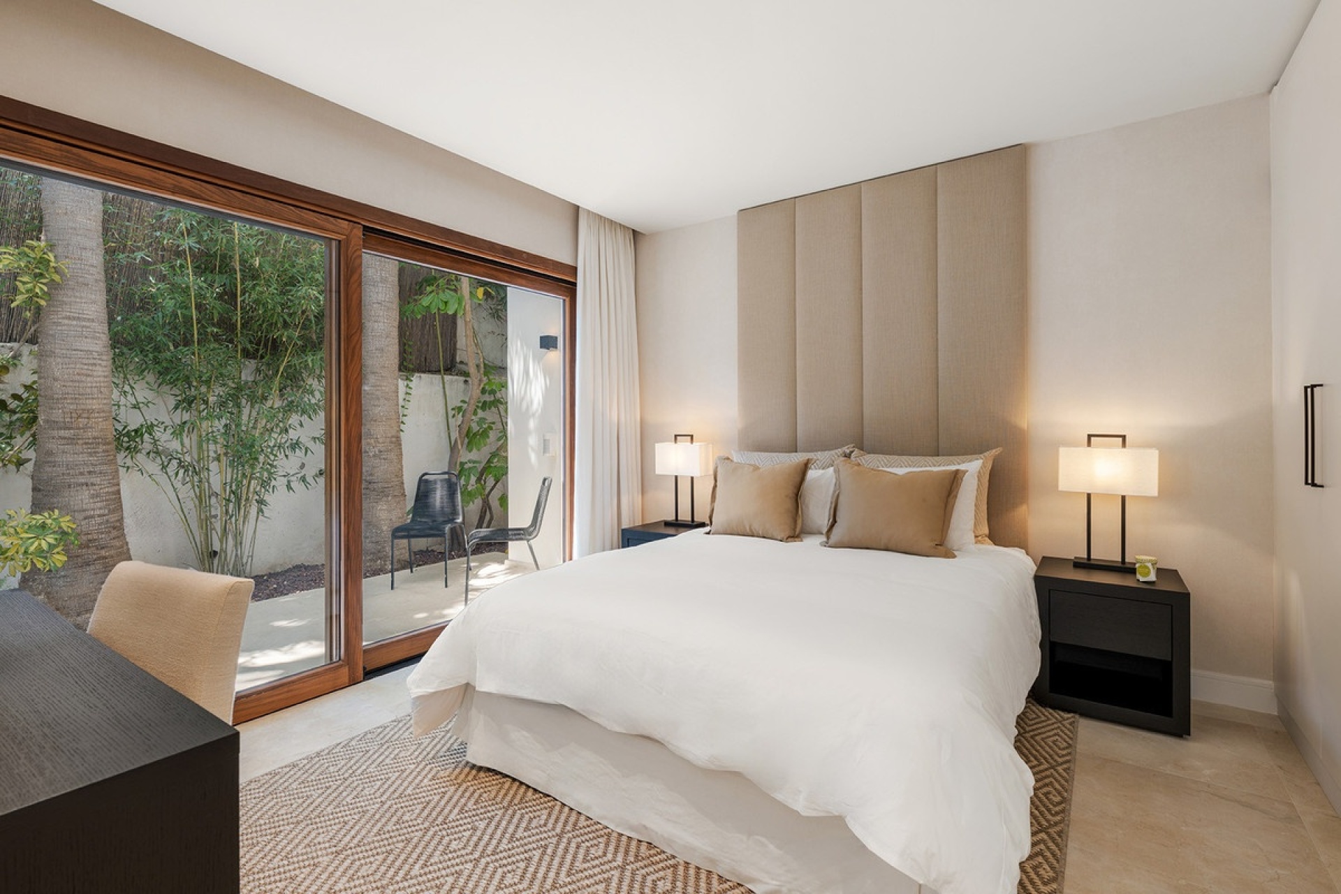 Resale - Villa - Marbella - Las Brisas