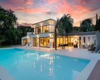 Resale - Villa - Marbella - Las Brisas