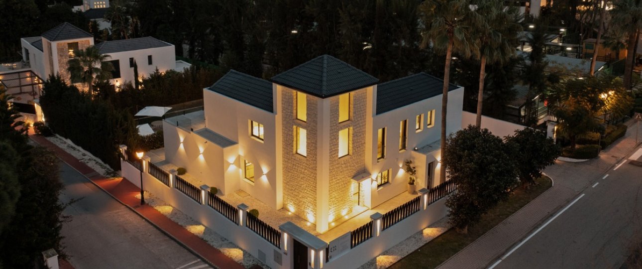 Resale - Villa - Marbella - Las Brisas