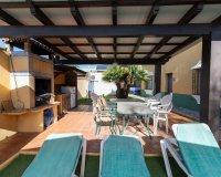Resale - Villa - Marbella - Las Chapas