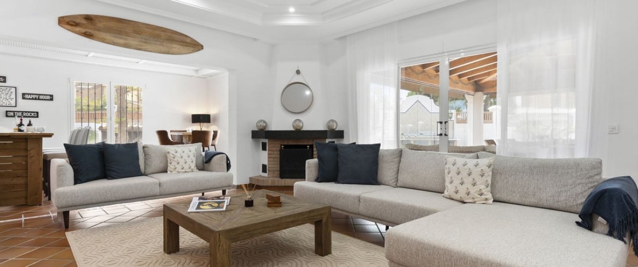 Resale - Villa - Marbella - Las Chapas