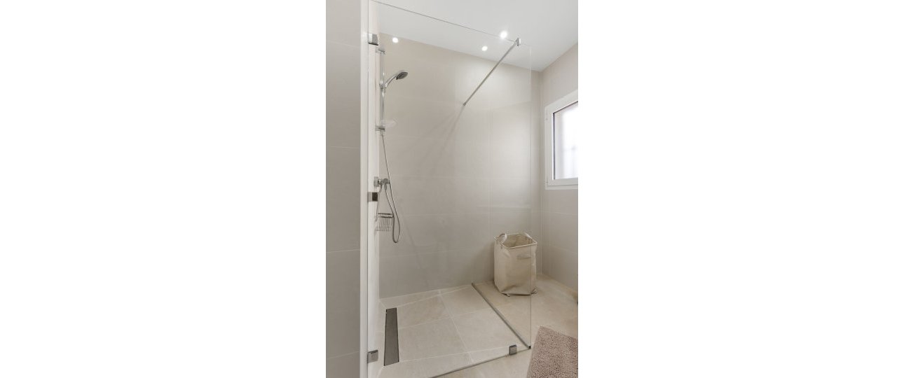Resale - Villa - Marbella - Las Chapas