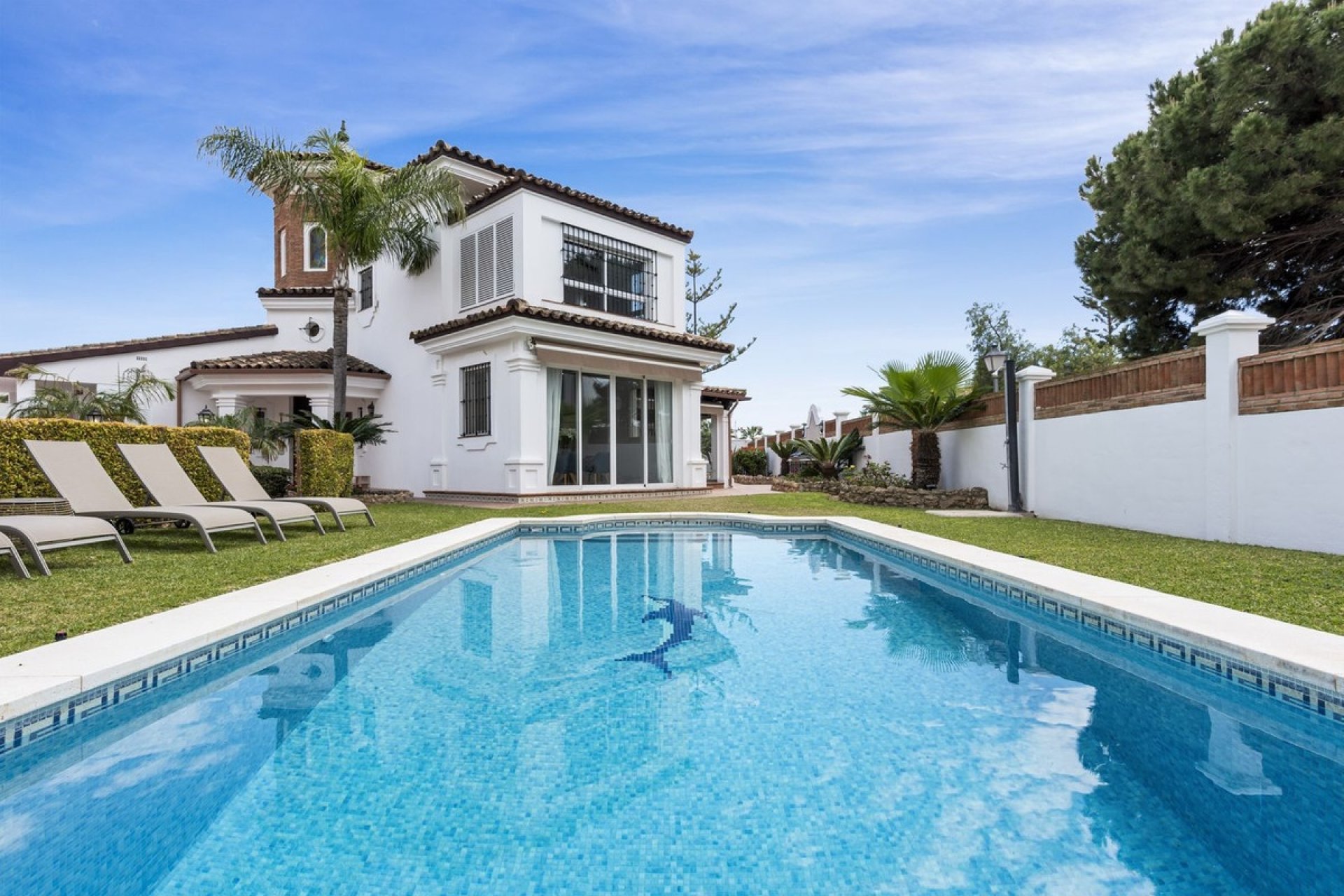 Resale - Villa - Marbella - Las Chapas