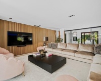 Resale - Villa - Marbella - Las Chapas