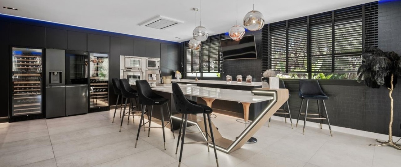 Resale - Villa - Marbella - Las Chapas