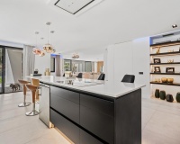 Resale - Villa - Marbella - Las Chapas
