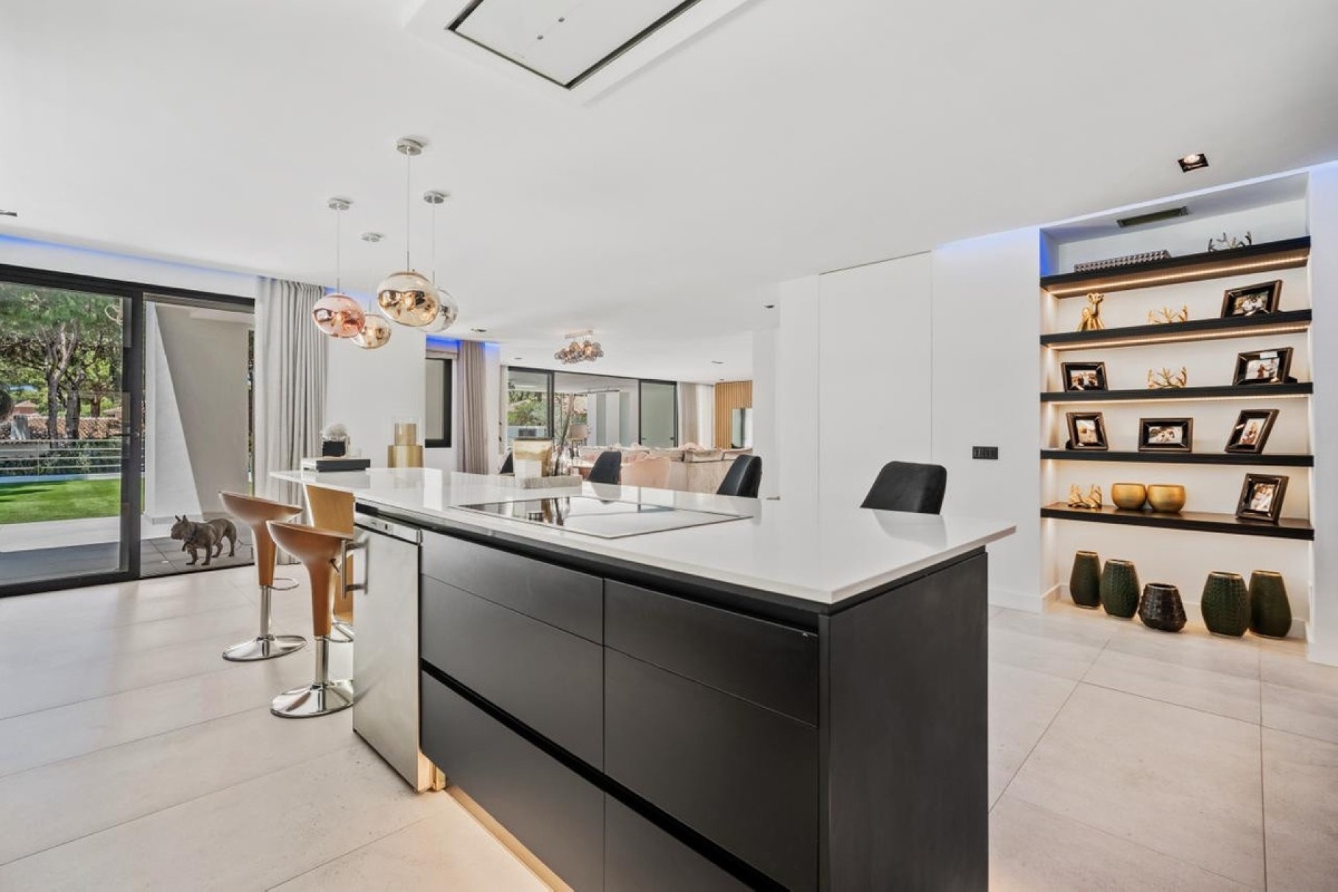 Resale - Villa - Marbella - Las Chapas