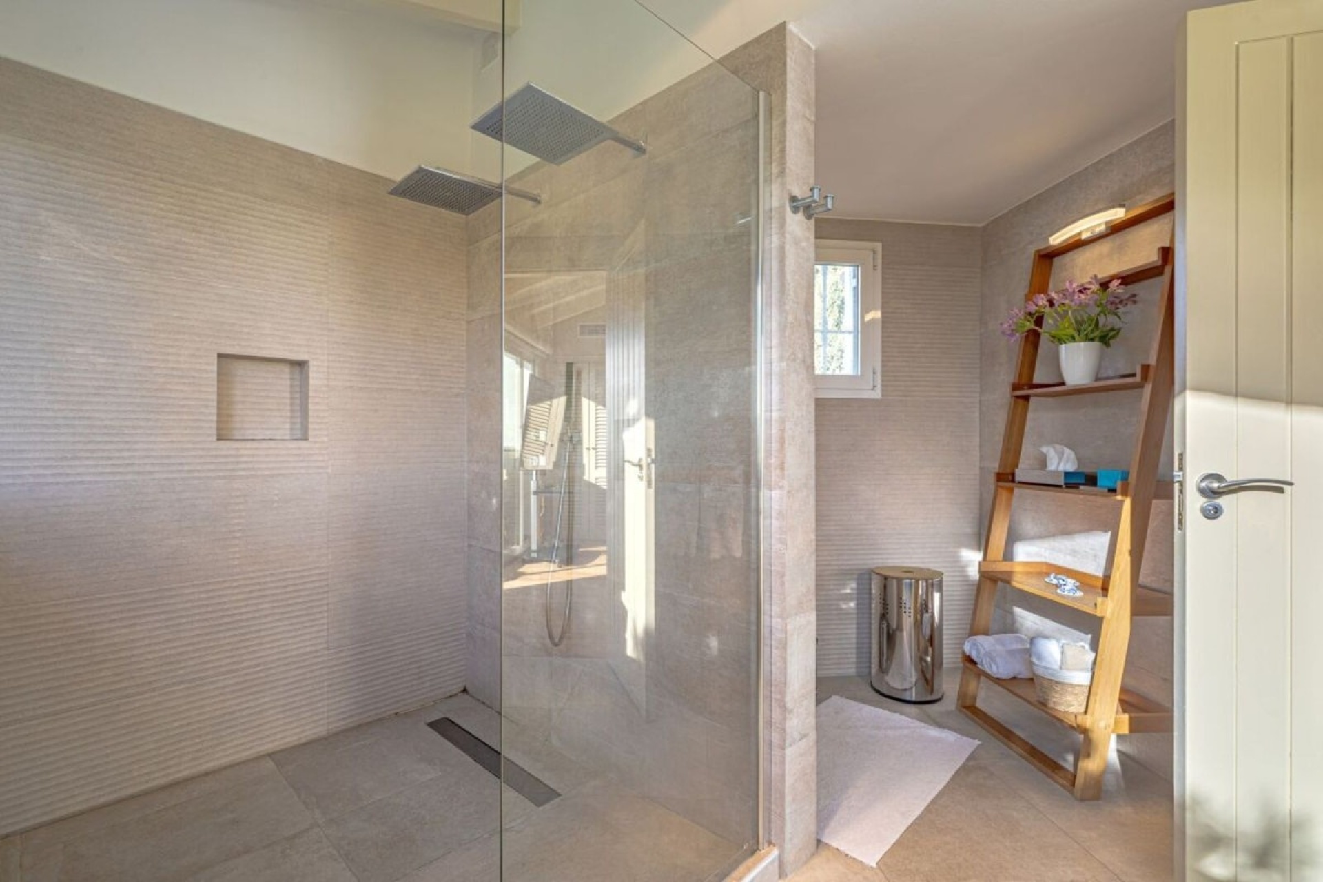 Resale - Villa - Marbella - Las Chapas