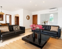 Resale - Villa - Marbella - Las Chapas