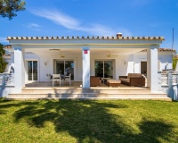 Resale - Villa - Marbella - Las Chapas
