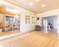 Resale - Villa - Marbella - Los Monteros