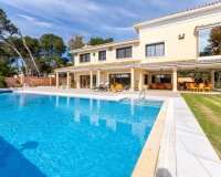 Resale - Villa - Marbella - Los Monteros