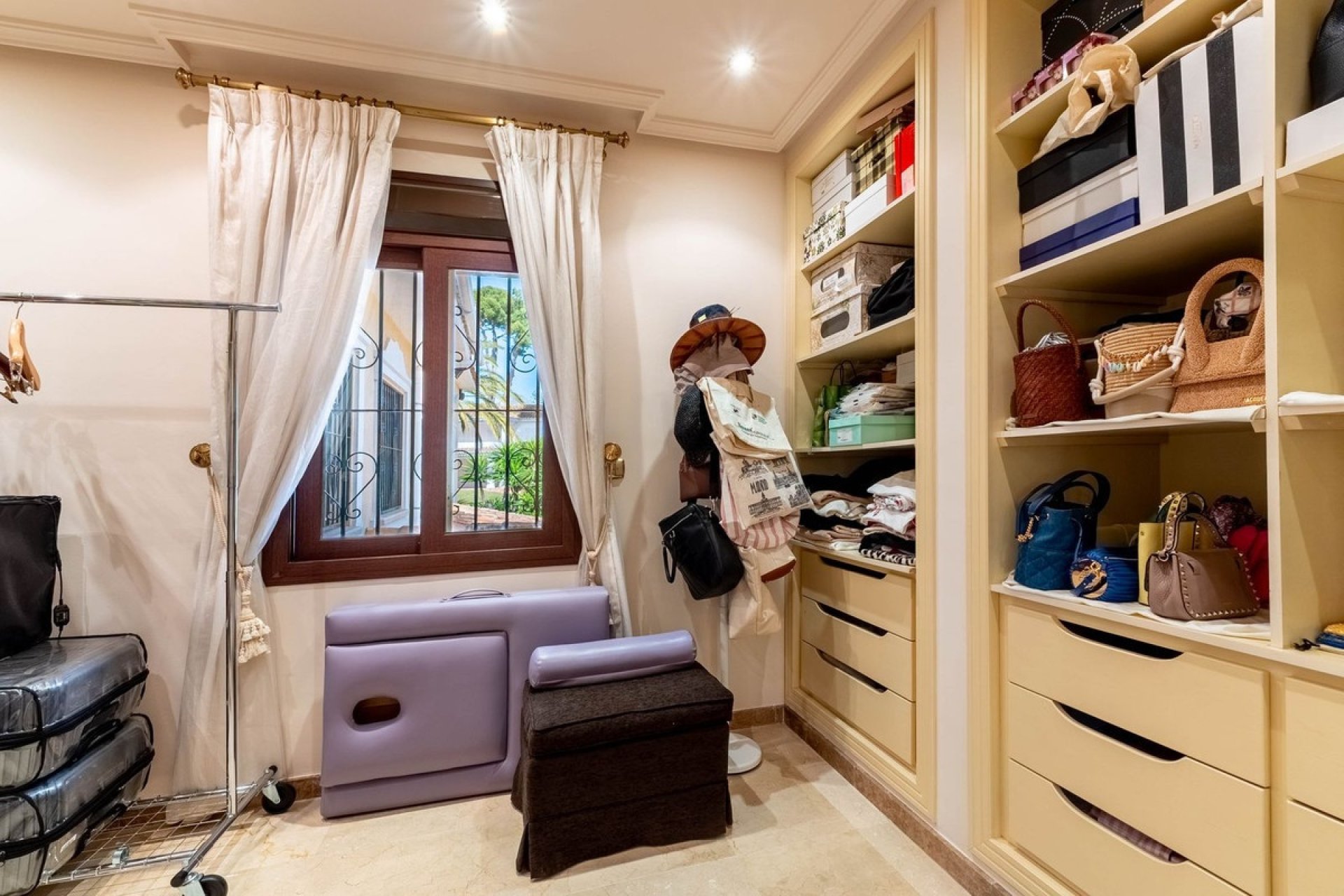Resale - Villa - Marbella - Los Monteros