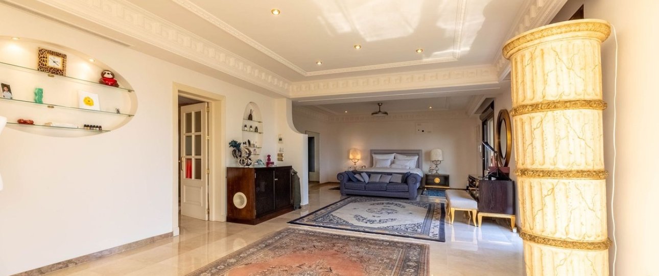 Resale - Villa - Marbella - Los Monteros
