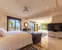 Resale - Villa - Marbella - Los Monteros