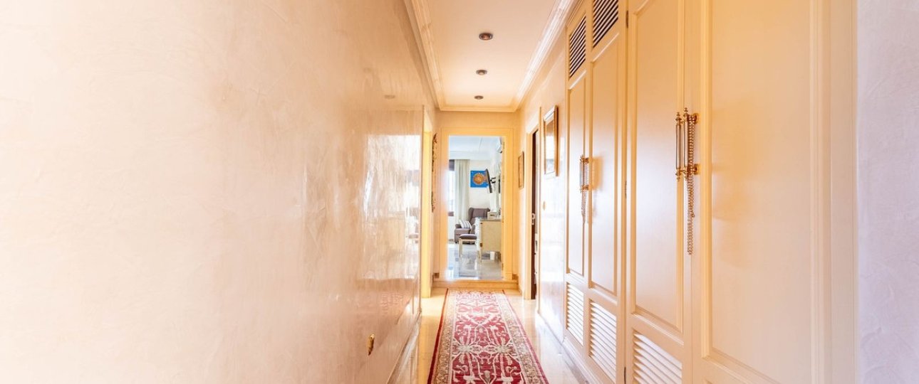 Resale - Villa - Marbella - Los Monteros