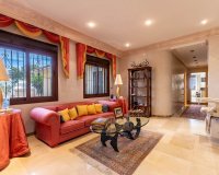 Resale - Villa - Marbella - Los Monteros
