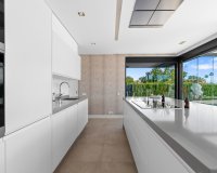 Resale - Villa - Marbella - Los Monteros