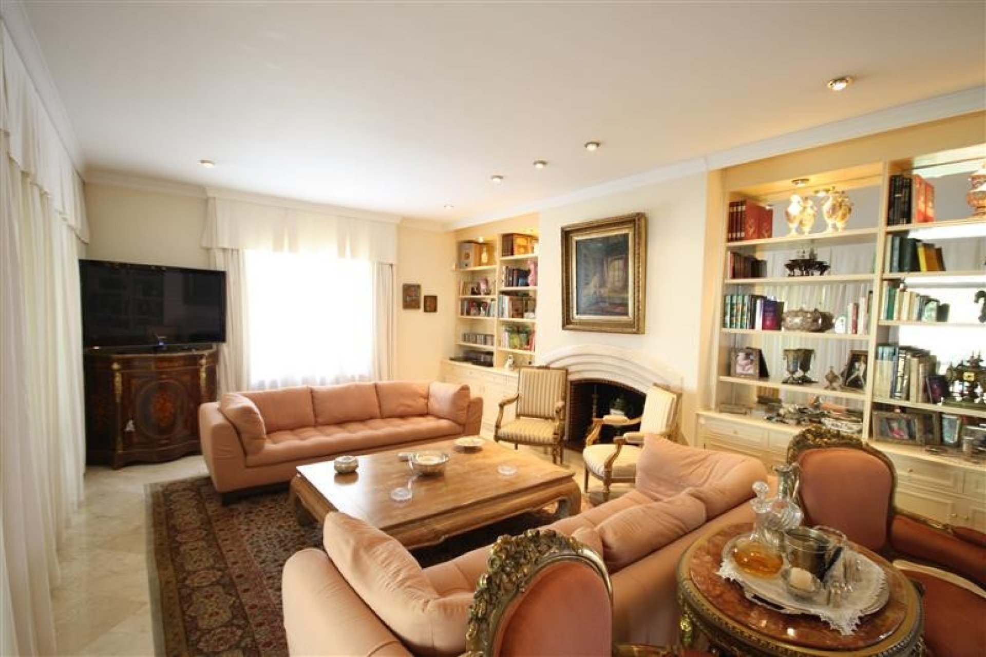 Resale - Villa - Marbella - Los Monteros