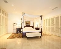 Resale - Villa - Marbella - Los Monteros