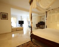 Resale - Villa - Marbella - Los Monteros